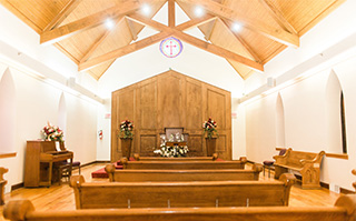 Photo inside Bourbon Heights chapel